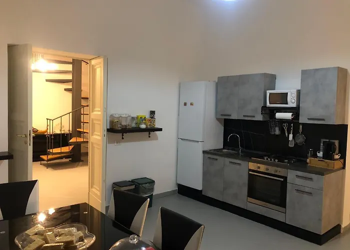 Cleopatra 3* كاتانيا