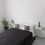 Cleopatra Πανσιόν