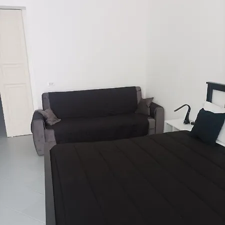 Cleopatra Guest house *